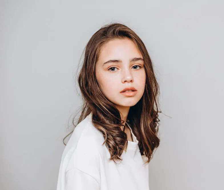 Long layered wavy hairstyle